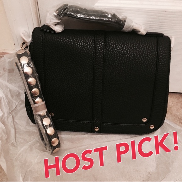 JustFab Handbags - HP! 💖 Shane bag